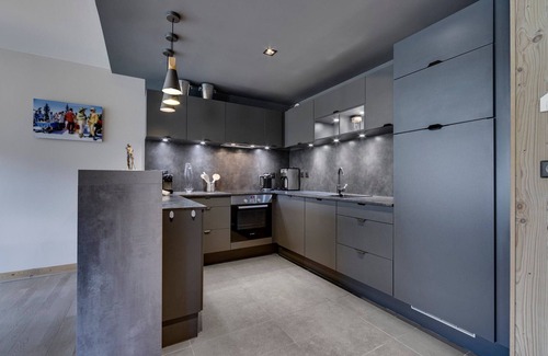 Tignes le Lac Apartment | Tignes le Lac - Large Apartment 5 Rooms, 8-10 People, Wifi, Near Shops and Lifts