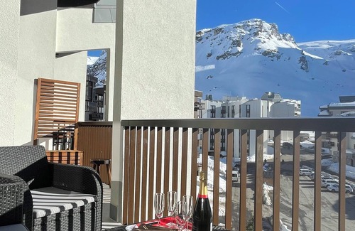 Val Claret Apartment | Tignes Val Claret, Large Duplex 70 m² Ski-in/Ski-out 8 Guests