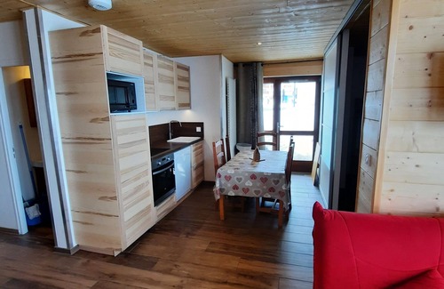 Val Claret Apartment | TIGNES Val Claret- Quiet small building- From SUNDAY to SUNDAY