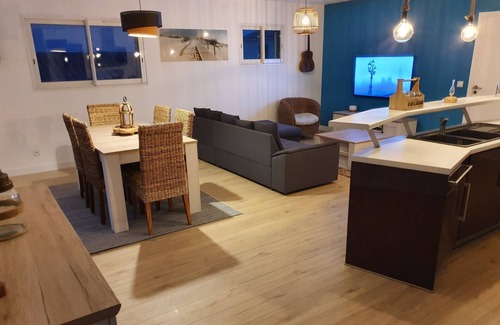 Torreilles Villa | Tiki Beach House