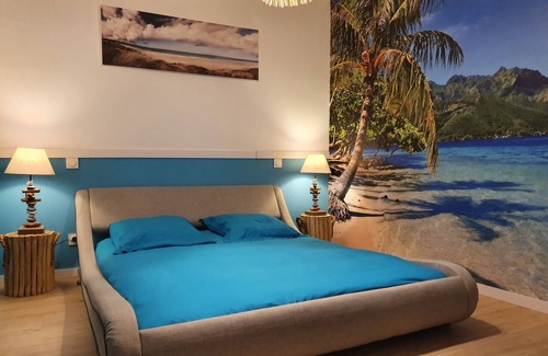 Torreilles Villa | Tiki Beach House