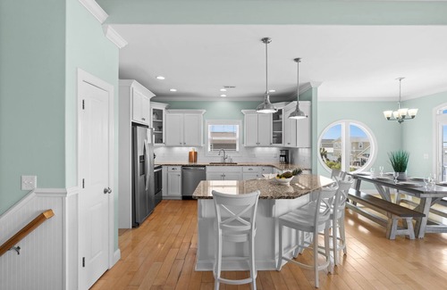 Holden Beach House | " 'Til Next Time!" Pool w/Opt. Heat, Hot Tub, Tiki Bar, Elevator, Crow's Nest