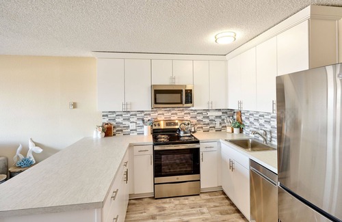 Lincoln City Condo | Till Depth Do Us Part-2nd Floor modern Romantic Getaway