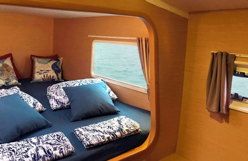 Tartane Boat Rental | Timaiao, catamaran Lagoon 380, half board, crew & all expenses included.n