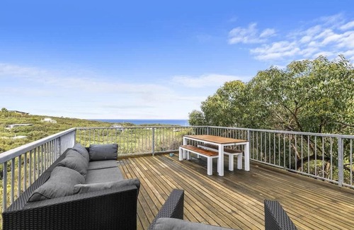 Fairhaven House | Timbara Hideaway I Ocean Views I Pet Friendly
