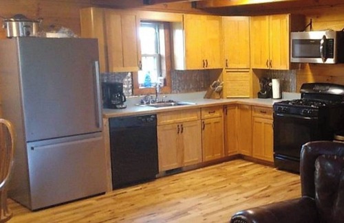 McArthur Cabin | Timber Cabin Set on 300 Private Acres 20 Miles from Hocking Hills