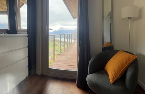 Talloires-Montmin Villa | Timber-frame house between lake and mountains