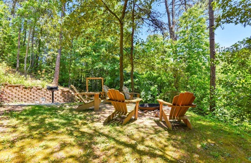 Clyde Cabin | Timber Hollow:2 master suites on a bison ranch!