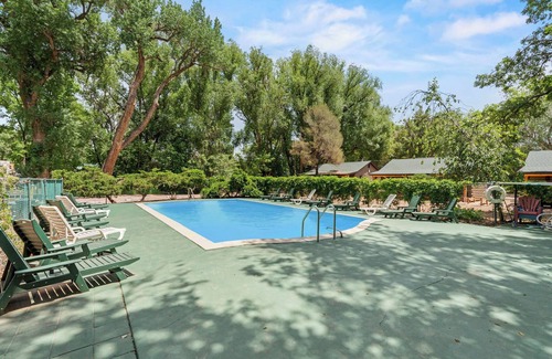 Colorado Springs Cabin | Timber Lodge Cabin 14