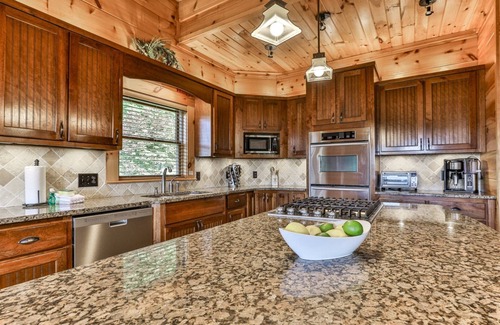 Blue Ridge Cabin | Timber Trail Lodge | Blue Ridge, GA