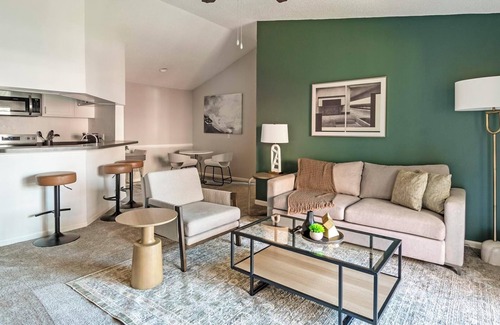 Sunbeam Apartment | Timberwalk 2BD 2 - Two Bedroom Apartment, Sleeps 4
