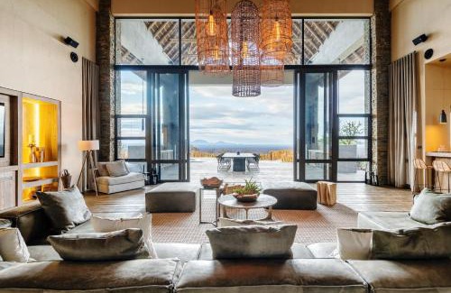 Omaruru Villa | TimBila Private Villa