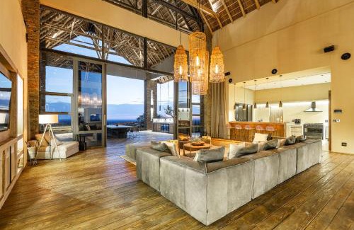 Omaruru Villa | TimBila Private Villa