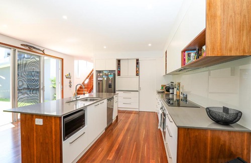 Point Lookout House | Time n Tide - Straddie Beach House