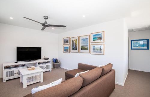 Point Lookout House | Time n Tide - Straddie Beach House