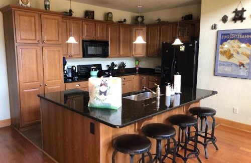 Wolf Laurel House | Time Out