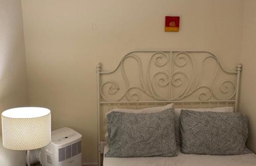 Midtown West Apartment | TIME SQUARE 42nd Street Private Room