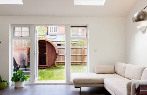 Frant House | Time to Relax 3BD Haven in Royal Tunbridge Wells