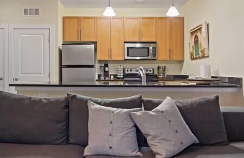 Old Town Alexandria Apartment | Time to Relax | Location | Old Town | 2 Bedrooms