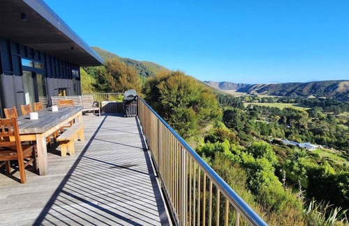 Wellington House | Time to unwind & reset.