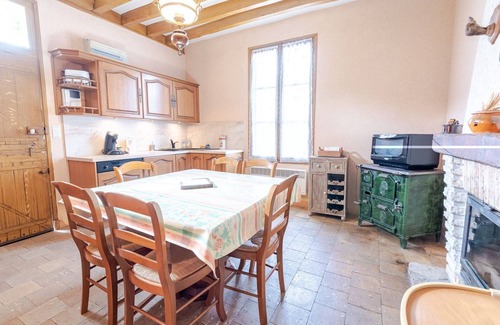 Vouvray House | Time travel