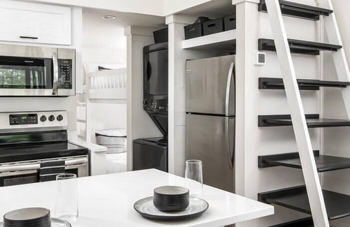 Tracy City House | Time Well Wasted on the Lake