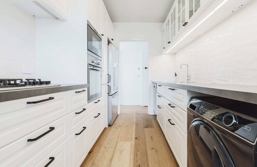 South Yarra Apartment | Timeless Fusion of Vintage Charm & Eclectic Chic
