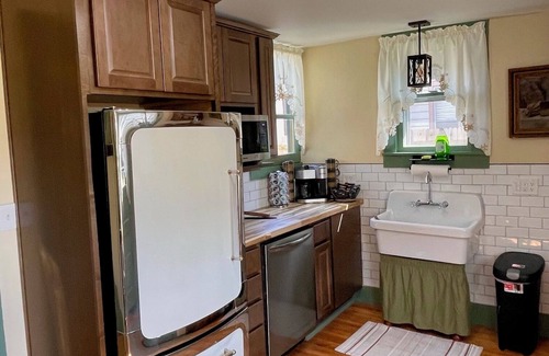 Noblesville House | Timeless on Tenth - Historic Downtown Noblesville