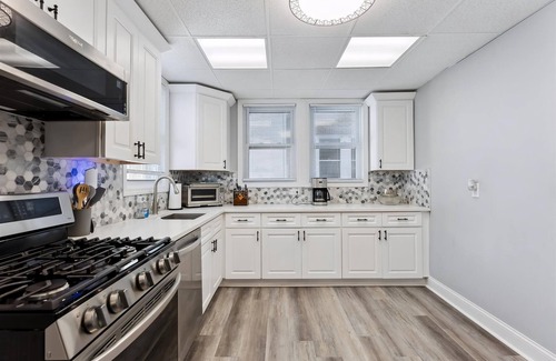 Cape May - Wildwood House | Timeless Victorian Home, Just Two Blocks from the Beach & Boardwalk