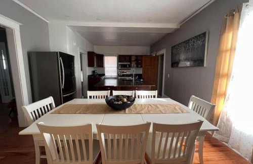 Billings House | Timelessly restored home - entirely yours to enjoy