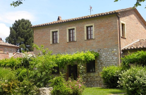 Monteleone d'Orvieto Apartment | Times in Agriturismo Borgo Santa Maria