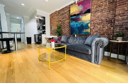 Hell's Kitchen Apartment | Times Square Luxe: 5 Beds with Washer/Dryer