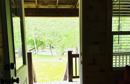 Blairsville Cabin | Timmons Gorgeous Cabin on Nottely River
