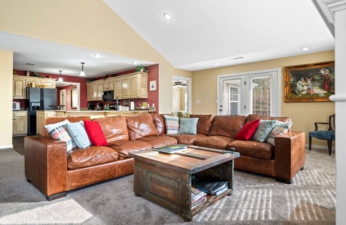 Russellville Apartment | Timothy's Timber Haven