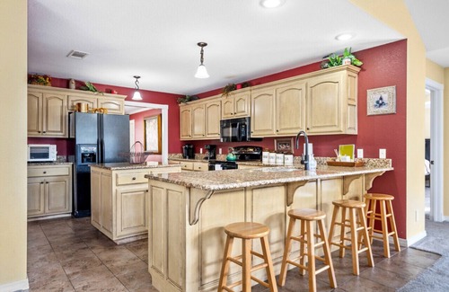 Russellville Apartment | Timothy's Timber Haven