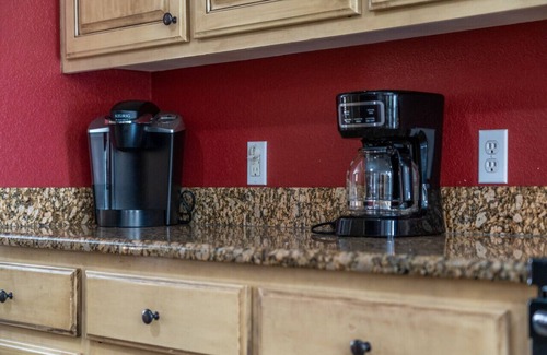 Russellville Apartment | Timothy's Timber Haven