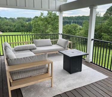 Winchester Villa | Tims Ford Lake House TN