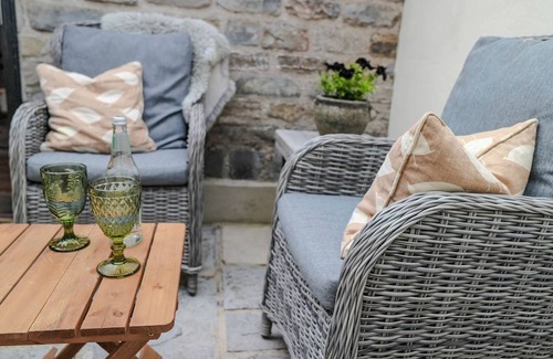 Aller Cottage | TIN BATH, pet friendly, character holiday cottage in Langport