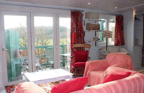 Fairlight Cottage | Tinkerbell's Lantern, 2 bed woodland lodge set in an area of outstanding beauty