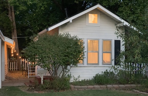 Norman House | Tiny 1BR guesthouse close to OU campus