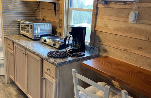 French Lick Cabin | TINY CABIN 5 STAR Clean- French Lick, IN -Private with VIEWS! Best Deal!