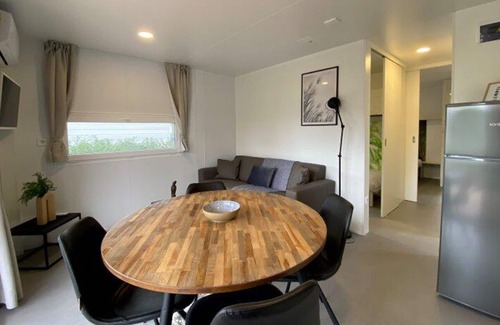 Dordtse Biesbosch House | Tiny Cottage Hottub 2+2 by Interhome