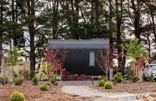 Glenquarry Villa | Tiny family getaway - breathe in the country air