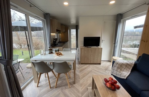 Riedenburg House | Tiny Haus Panorama by Interhome