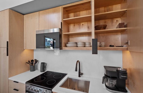Durham House | Tiny Home a fantastic Location close to 9th Street!