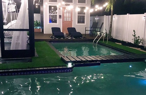 Boynton Beach Apartment | Tiny home get away with resort feel!