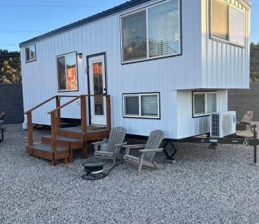 Apple Valley House | Tiny Home Lodge Near Zion National Park Breathtaking Views