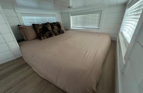 Apple Valley House | Tiny Home Lodge Near Zion National Park Breathtaking Views