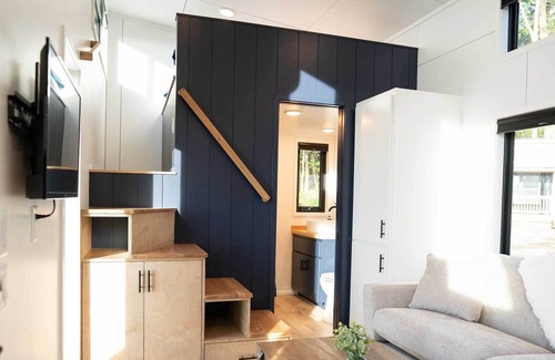 Signal Mountain Apartment | Tiny Home on the Edge of a Mountain with Private Hot Tub