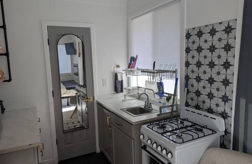 Magdalena Cabin | Tiny home Unit B in the center of Magdalena!
